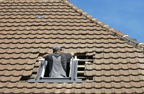 Pose de velux à Fontcouverte